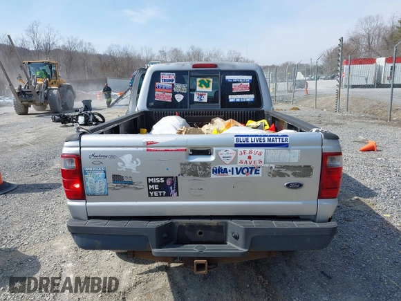 2005 Ford Ranger XL with VIN 1FTZR15E45PA56514, listed as a IAAI auction lot 41794514 with 201,913 mi miles. Bid and sale history available at carsss.com. Image 16.
