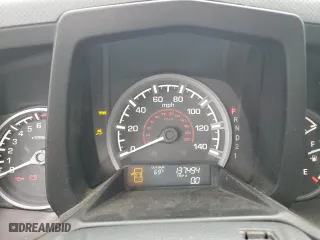 2014 Honda Ridgeline RTL with VIN 5FPYK1F51EB011627, listed as a Copart auction lot 88334645 with 137,494 mi miles and Salvage Title. Bid and sale history available at carsss.com. Image 9.
