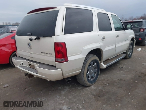 2005 Cadillac Escalade with VIN 1GYEK63NX5R121562, listed as a IAAI auction lot 41923728 with 242,610 mi miles and . Bid and sale history available at DreamBid. Image 4.