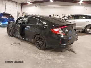 2020 Honda Civic Si z VIN 2HGFC1E58LH704721, wystawiony jako IAAI lot #42222371 z przebiegiem 82 808 mil mil oraz . Historia ofert i sprzedaży dostępna na DreamBid. Obrazek 3.