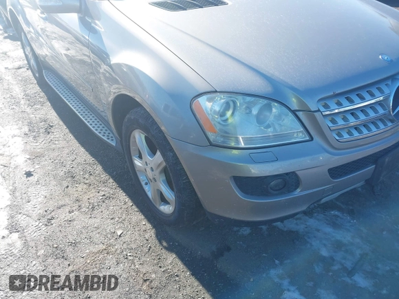 2008 Mercedes-Benz M 320 CDI with VIN 4JGBB22EX8A350132, listed as a IAAI auction lot 41245430 with 323,104 mi miles and . Bid and sale history available at DreamBid. Image 6.