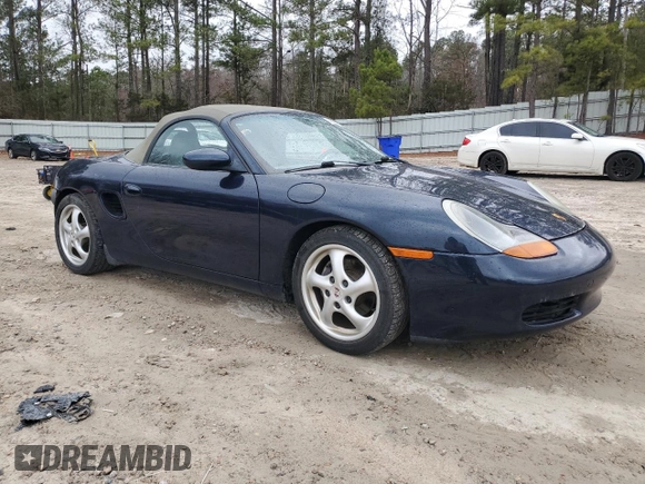 2000 Porsche Boxster z VIN WP0CA2987YU623473, wystawiony jako Copart lot #46845945 z przebiegiem 72 104 mil mil oraz Szkoda całkowita • Salvage title. Historia ofert i sprzedaży dostępna na DreamBid. Obrazek 4.