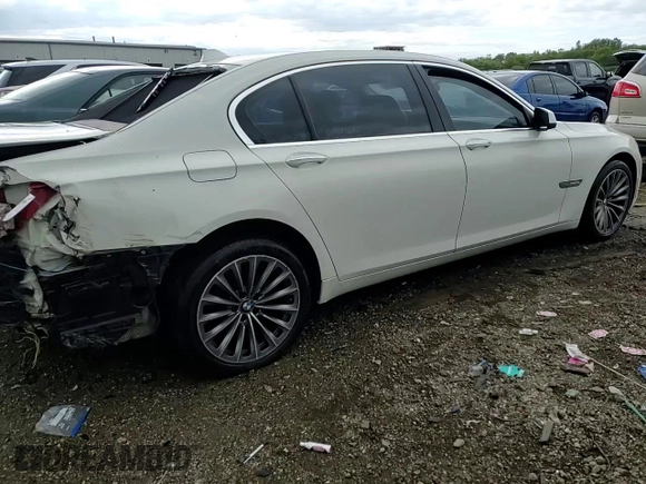 2012 BMW 7 Series 750Li с VIN WBAKB8C55CC962772, выставлен на аукционе Copart как лот 57621525 с пробегом 127 259 миль миль и Списание • Salvage title. История ставок и продаж доступна на DreamBid. Изображение 13.