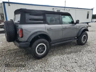2021 Ford Bronco with VIN 1FMEE5DP2MLA87301, listed as a Copart auction lot 60791335 with 37,296 mi miles and Salvage title. Bid and sale history available at DreamBid. Image 3.