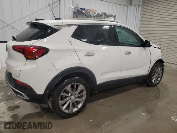 2022 Buick Encore GX Essence с VIN KL4MMGSL0NB124264, выставлен на аукционе Copart как лот 86538234 с пробегом 24 444 миль миль и Списание • Salvage title. История ставок и продаж доступна на DreamBid. Изображение 3.