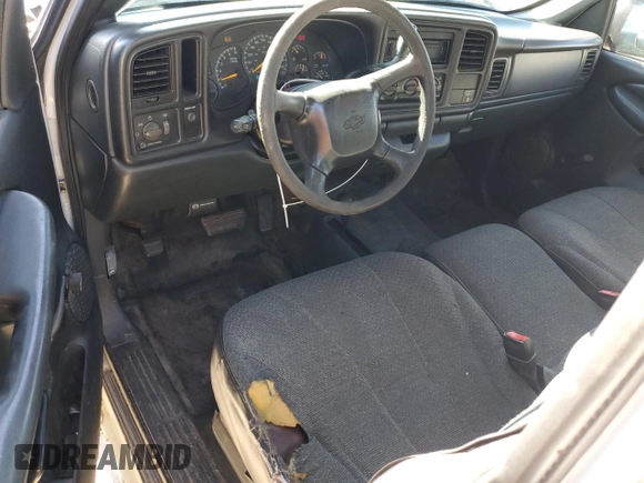 2000 Chevrolet Silverado 1500 with VIN 1GCEK14T1YZ263275, listed as a Copart auction lot 46779595 with 144,052 mi miles and Salvage Title. Bid and sale history available at carsss.com. Image 8.