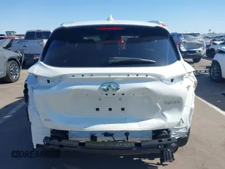 2020 Infiniti QX50 Luxe z VIN 3PCAJ5M38LF102168, wystawiony jako IAAI lot #42303489 z przebiegiem 24 910 mil mil oraz . Historia ofert i sprzedaży dostępna na DreamBid. Obrazek 17.