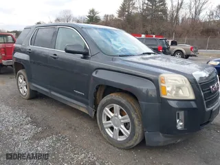 2010 GMC Terrain SLE-1 with VIN 2CTFLCEW0A6233891, listed as a IAAI auction lot 41479231 with 205,750 mi miles. Bid and sale history available at carsss.com. Image 1.
