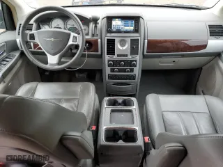 2010 Chrysler Town & Country Touring with VIN 2A4RR5D17AR110025, listed as a Copart auction lot 53467875 with 183,919 mi miles and Clean Title. Bid and sale history available at carsss.com. Image 8.