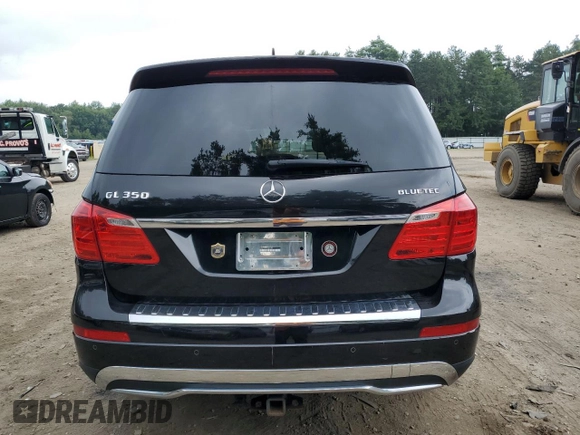 2015 Mercedes-Benz GL-Class GL 350 BlueTEC with VIN 4JGDF2EEXFA488050, listed as a Copart auction lot 61011443 with 76,222 mi miles. Bid and sale history available at carsss.com. Image 6.