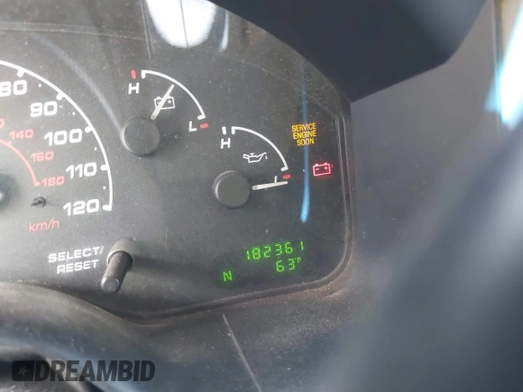 2002 Ford Explorer XLT with VIN 1FMZU63E52ZB51528, listed as a IAAI auction lot 42130332 with 182,361 mi miles and . Bid and sale history available at DreamBid. Image 7.