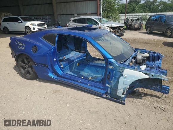 2017 Chevrolet Camaro 2SS z VIN 1G1FH1R72H0163388, wystawiony jako Copart lot #71587674 z przebiegiem Nie podano mil oraz Nie do naprawy • Non repairable. Historia ofert i sprzedaży dostępna na DreamBid. Obrazek 4.