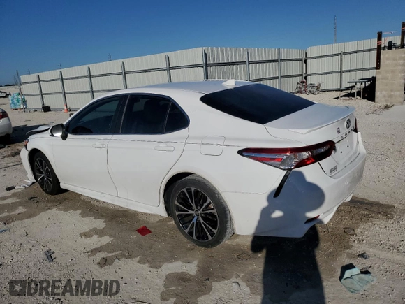 2020 Toyota Camry SE z VIN 4T1G11AK7LU985634, wystawiony jako Copart lot #44542155 z przebiegiem 54 494 mil mil oraz Nie do naprawy • Non repairable. Historia ofert i sprzedaży dostępna na DreamBid. Obrazek 2.