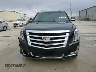 2018 Cadillac Escalade Luxury z VIN 1GYS3BKJ3JR370626, wystawiony jako Copart lot #86271134 z przebiegiem Nie podano mil oraz Szkody całkowita. Historia ofert i sprzedaży dostępna na DreamBid. Obrazek 15.