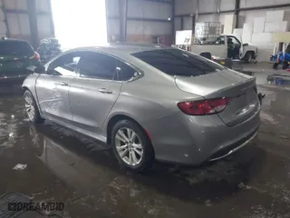 2015 Chrysler 200 Limited with VIN 1C3CCCAB3FN587493, listed as a IAAI auction lot 41630990 with 175,158 mi miles. Bid and sale history available at carsss.com. Image 3.