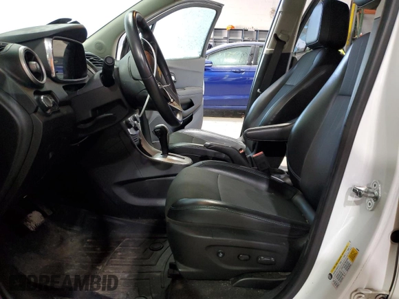 2015 Chevrolet Trax LT with VIN KL7CJRSB3FB223530, listed as a Copart auction lot 81809844 with 98,631 mi miles and Salvage Title. Bid and sale history available at DreamBid. Image 7.