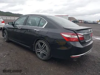 2017 Honda Accord Sedan Sport SE with VIN 1HGCR2F10HA015944, listed as a IAAI auction lot 41862427 with 131,947 mi miles. Bid and sale history available at carsss.com. Image 3.