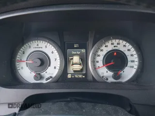 2015 Toyota Sienna SE с VIN 5TDXK3DC5FS640306, выставлен на аукционе IAAI как лот 42109088 с пробегом 162 383 миль миль и . История ставок и продаж доступна на DreamBid. Изображение 7.