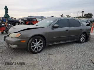 2002 Infiniti I35 Luxury with VIN JNKDA31A02T005898, listed as a Copart auction lot 84106154 with 206,247 mi miles and Salvage Title. Bid and sale history available at carsss.com. Image 1.
