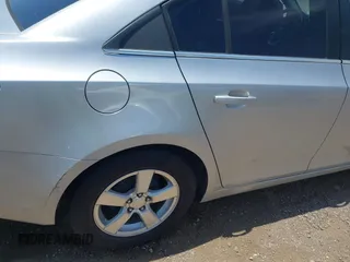 2014 Chevrolet Cruze 1LT с VIN 1G1PC5SB7E7112741, выставлен на аукционе IAAI как лот 42343473 с пробегом 112 264 миль миль и . История ставок и продаж доступна на DreamBid. Изображение 6.