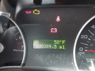 2010 Ford Explorer XLT with VIN 1FMEU6DE9AUA59055, listed as a IAAI auction lot 41787956 with 300,389 mi miles. Bid and sale history available at carsss.com. Image 7.