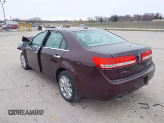 2012 Lincoln MKZ with VIN 3LNHL2GC3CR834012, listed as a IAAI auction lot 41082969 with 203,564 mi miles. Bid and sale history available at carsss.com. Image 3.