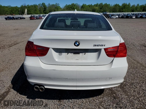 2011 BMW 3 Series 328i xDrive with VIN WBAPK5C50BA657839, listed as a Copart auction lot 56002195 with 109,883 mi miles and Clean title. Bid and sale history available at DreamBid. Image 6.