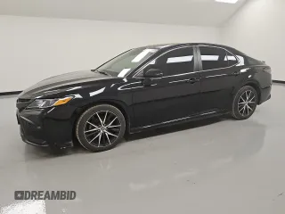 2022 Toyota Camry SE with VIN 4T1G11AK2NU698835, listed as a Copart auction lot 53816855 with 61,183 mi miles and Clean Title. Bid and sale history available at DreamBid. Image 1.