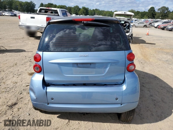 2011 Smart fortwo Pure with VIN WMEEJ3BA8BK429292, listed as a Copart auction lot 72915554 with 126,673 mi miles and Salvage title. Bid and sale history available at DreamBid. Image 6.