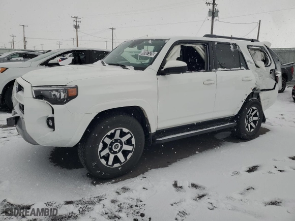 2024 Toyota 4Runner TRD Off Road with VIN JTEPU5JR5R6276743, listed as a Copart auction lot 89307525 with 11,234 mi miles and Non Repairable. Bid and sale history available at carsss.com. Image 1.