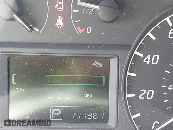 2016 Nissan Sentra S with VIN 3N1AB7AP2GY272202, listed as a IAAI auction lot 41735127 with 111,961 mi miles. Bid and sale history available at carsss.com. Image 16.