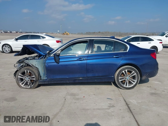 2018 BMW 3 Series 330i xDrive with VIN WBA8D9G53JNU66956, listed as a IAAI auction lot 41201267 with 71,754 mi miles. Bid and sale history available at carsss.com. Image 14.