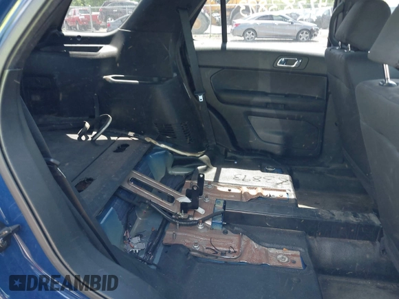 2017 Ford Police Interceptor Utility with VIN 1FM5K8AT1HGC07504, listed as a IAAI auction lot 42283893 with 137,956 mi miles and . Bid and sale history available at DreamBid. Image 8.