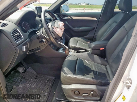2015 Audi Q3 Premium Plus with VIN WA1BFCFS0FR006607, listed as a Copart auction lot 59533385 with 103,736 mi miles and Salvage title. Bid and sale history available at DreamBid. Image 7.