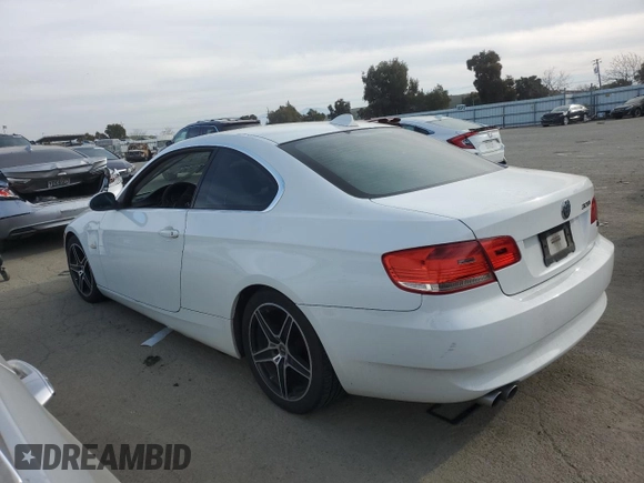 2008 BMW 3 Series 328i with VIN WBAWB33578P131780, listed as a Copart auction lot 41917645 with 215,158 mi miles and Clean Title. Bid and sale history available at carsss.com. Image 2.