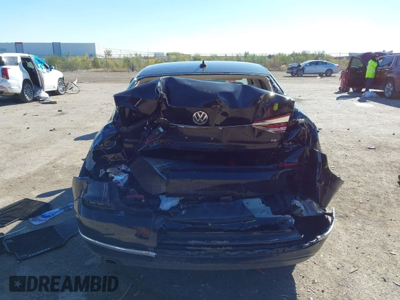 2016 Volkswagen Passat SE with VIN 1VWBS7A38GC038215, listed as a IAAI auction lot 40890685 with 55,064 mi miles and . Bid and sale history available at DreamBid. Image 16.