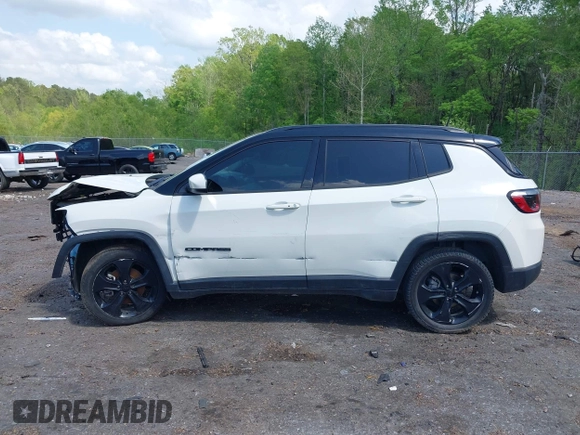 2021 Jeep Compass Altitude with VIN 3C4NJCBB8MT531586, listed as a IAAI auction lot 41941336 with 61,476 mi miles. Bid and sale history available at carsss.com. Image 14.