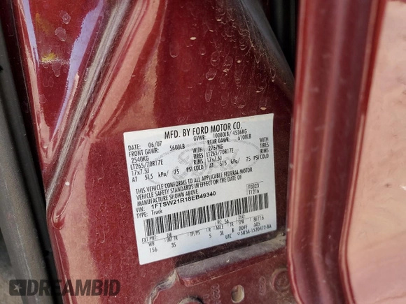 2008 Ford F-250 XL with VIN 1FTSW21R18EB49340, listed as a Copart auction lot 62421085 with 144,296 mi miles and Salvage title. Bid and sale history available at DreamBid. Image 12.