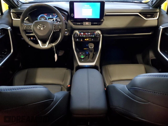 2024 Toyota RAV4 Hybrid XSE with VIN 2T3E6RFV5RW072655, listed as a Copart auction lot 81327074 with 3,558 mi miles and Salvage Title. Bid and sale history available at carsss.com. Image 8.