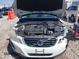 2012 Volvo XC60 3.0L with VIN YV4902DZ5C2250786, listed as a IAAI auction lot 41758295 with 170,725 mi miles. Bid and sale history available at carsss.com. Image 10.