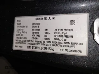 2025 Tesla Model 3 Long Range with VIN 5YJ3E1EB4SF913766, listed as a IAAI auction lot 41975164 with 3,099 mi miles and . Bid and sale history available at DreamBid. Image 9.