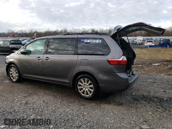 2017 Toyota Sienna XLE z VIN 5TDDZ3DC7HS163170, wystawiony jako Copart lot #86436534 z przebiegiem 84 446 mil mil oraz Szkoda całkowita • Salvage title. Historia ofert i sprzedaży dostępna na DreamBid. Obrazek 2.