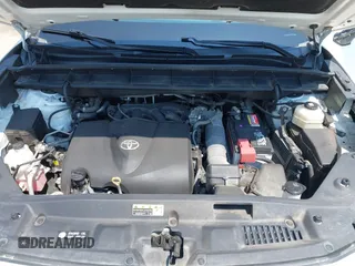2020 Toyota Highlander L with VIN 5TDCZRAH4LS028560, listed as a IAAI auction lot 42436309 with 55,569 mi miles and . Bid and sale history available at DreamBid. Image 10.