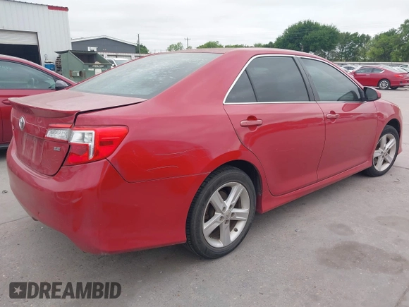 2013 Toyota Camry L with VIN 4T1BF1FK1DU662864, listed as a IAAI auction lot 42035529 with 235,460 mi miles. Bid and sale history available at carsss.com. Image 4.