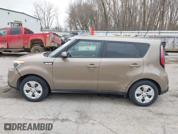 2015 Kia Soul with VIN KNDJN2A23F7117489, listed as a IAAI auction lot 42001717 with 171,816 mi miles and . Bid and sale history available at DreamBid. Image 15.