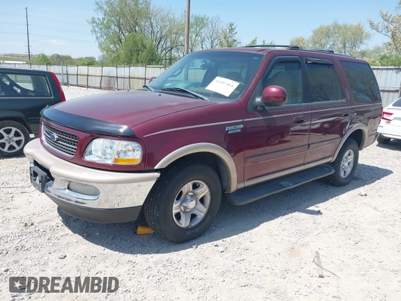 1998 Ford Expedition XLT z VIN 1FMRU17L9WLC23691, wystawiony jako IAAI lot #42107464 z przebiegiem 311 300 mil mil oraz . Historia ofert i sprzedaży dostępna na DreamBid. Obrazek 2.