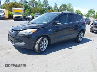 2015 Ford Escape Titanium с VIN 1FMCU0JX5FUB87813, выставлен на аукционе IAAI как лот 42035295 с пробегом 148 430 миль миль и . История ставок и продаж доступна на DreamBid. Изображение 2.