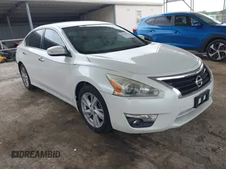 2015 Nissan Altima SL z VIN 1N4AL3AP7FC134199, wystawiony jako IAAI lot #41942234 z przebiegiem 138 442 mil mil oraz . Historia ofert i sprzedaży dostępna na DreamBid. Obrazek 1.