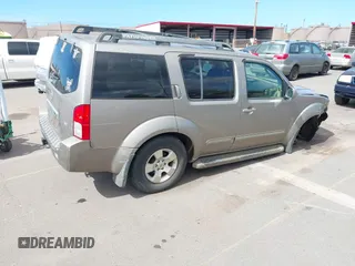 2007 Nissan Pathfinder SE z VIN 5N1AR18W17C630185, wystawiony jako IAAI lot #42358573 z przebiegiem 165 067 mil mil oraz . Historia ofert i sprzedaży dostępna na DreamBid. Obrazek 4.