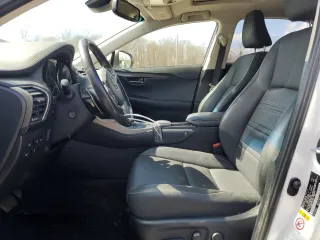 2018 Lexus NX 300 z VIN JTJBARBZ9J2161312, wystawiony jako Copart lot #50322765 z przebiegiem 39 144 mil mil oraz Szkody całkowita. Historia ofert i sprzedaży dostępna na DreamBid. Obrazek 7.